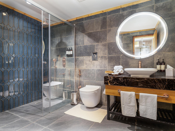 Bathroom 4, The Vale Lodge Pahalgam, Anantnag