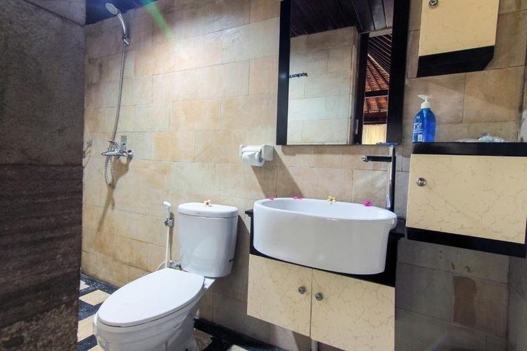 Bathroom 4, Bellewood Villa, Lombok