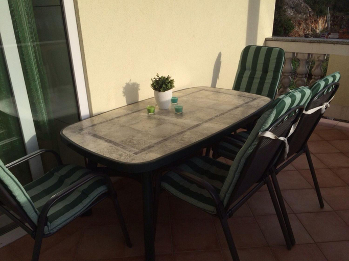 2, Apartments Hrboka, Sali