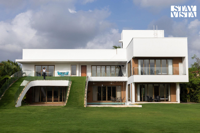 2, Kihim Villas, Raigarh