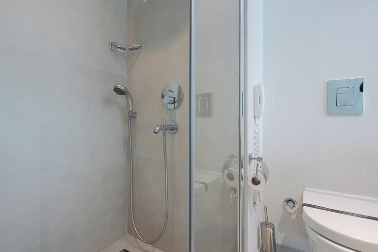 Bathroom 3, Sinema Hotel Ordu, Merkez