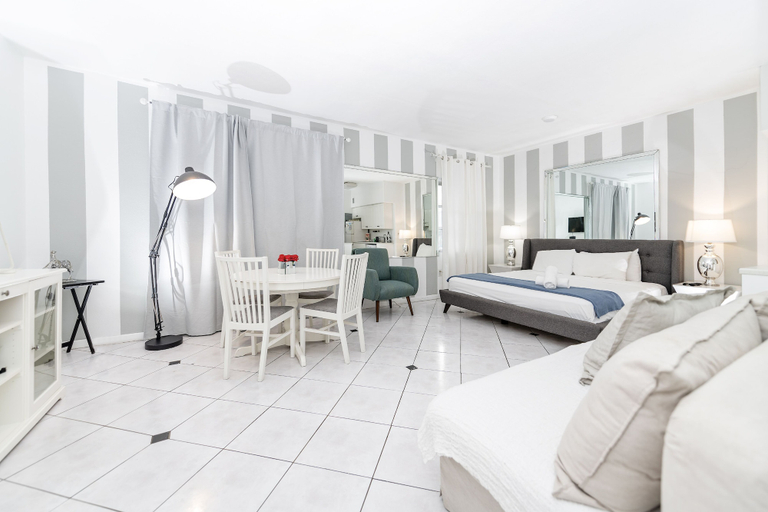 Bedroom 3, Collins Beach Apartments, Miami-Dade