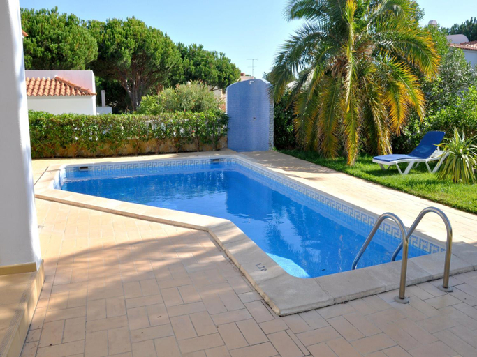 Swimming pool 5, Villa in Vilamoura with Private Pool, Loulé