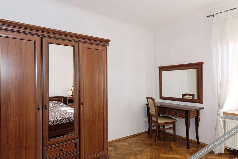 Bedroom 4, Krakow For You Budget, Kraków City