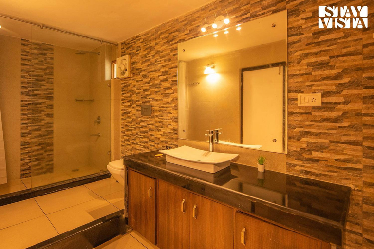 Bathroom 3, StayVista at Viva La Vida, Nainital