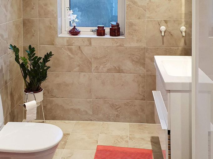 Bathroom 3, person holiday home in KLOVEDAL, Tjörn