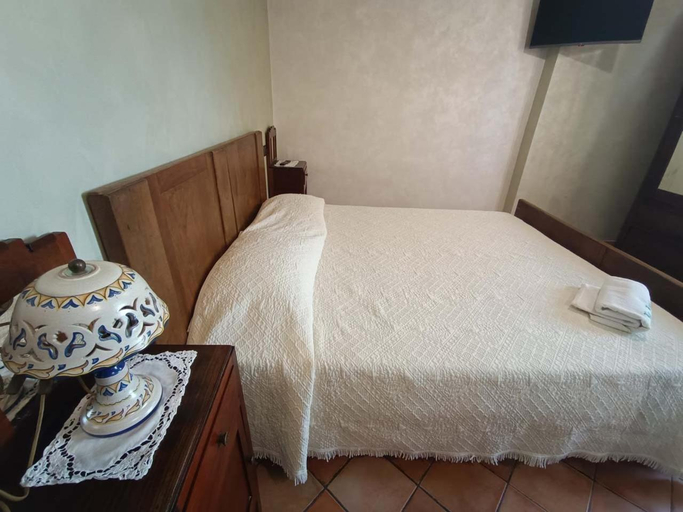 Bedroom 4, La Fonte B&B, Campobasso