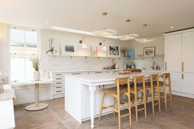 Room 2, Newly Renovated Beachside Retreat for 10, West Sussex
