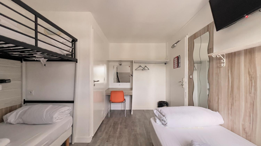 Bedroom 3, Fasthotel La Roche-sur-Yon, Vendée