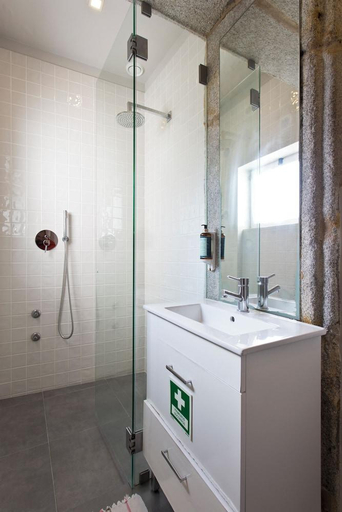 Bathroom 3, RVA - Sao Joao Novo Apartments, Porto