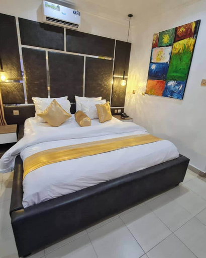 Room 3, A Luxury Apartment, Bwari