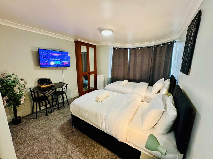 Room 4, Sachi Hotel, Brighton and Hove