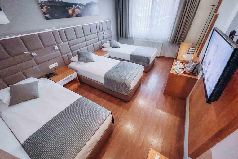 Bedroom 4, Hakcan Hotel, Gaziemir