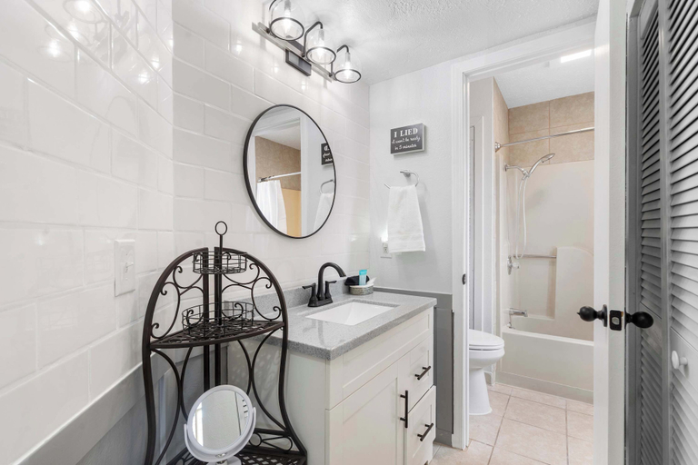 Bathroom, The Chic Retreat - Studio for 2, Taney