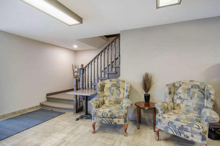 Others 5, Econo Lodge, Division No. 6