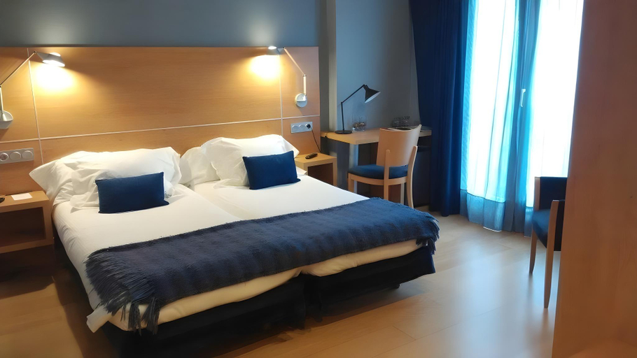 Bedroom 2, Hotel Jauregui, Guipúzcoa