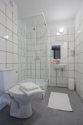 Bathroom, Skanzen Hotel, Szentendre