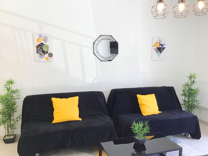 Others 3, Appartement Lumea 80m2 climatisé parking proche Sanctuaire, Hautes-Pyrénées