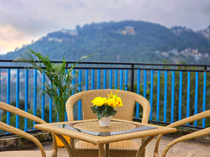 Balcony/terrace 4, Aangan Royal Stay - Your Mountain Home in Dharamshala, Kangra