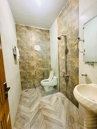 Bathroom, The Nest Guest House Block 16, Karachi