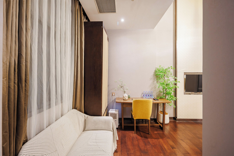 Room 5, SEEU, Shenzhen