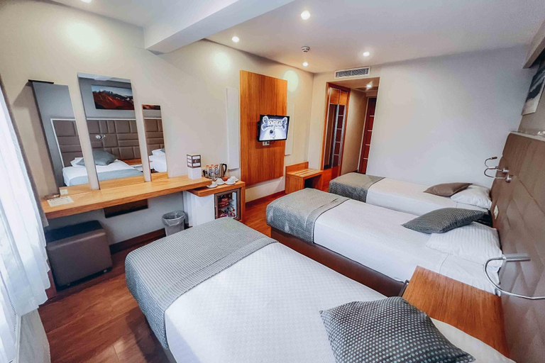 Bedroom 3, Hakcan Hotel, Gaziemir
