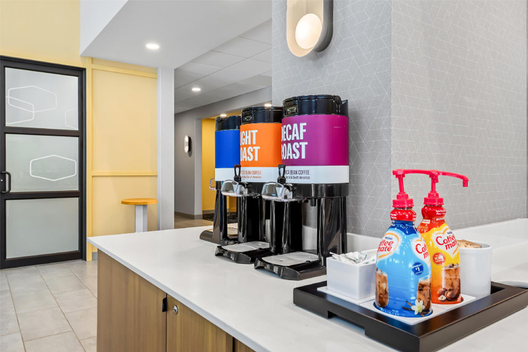 Food & Drinks 5, Hampton Inn & Suites Intercourse, Lancaster
