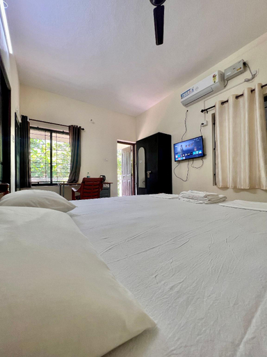 Bedroom, Eesha Residency, Udupi