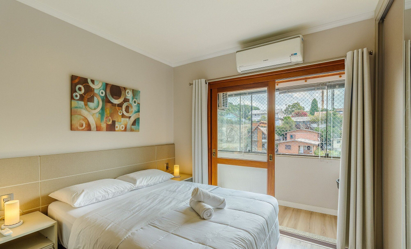 Room 4, Units in Building With Swimming Pool in Gramado - MDC, Gramado