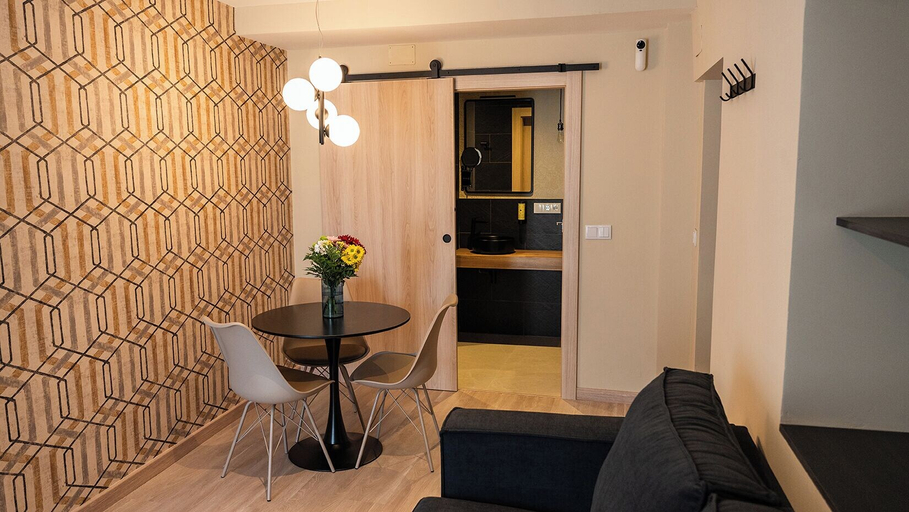 Living area 3, Qazris Suites, Cáceres