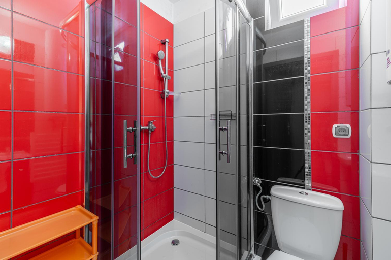 Bathroom 3, Holiday homes with pool, close to the beach, Kołobrzeg