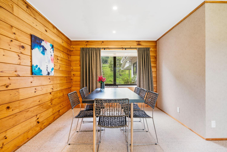 Others 3, Enjoyable Cozy Life Style Villa, Rodney