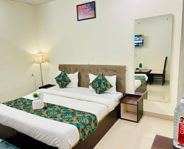 Bedroom 4, Hotel Chandra Grand, Dehradun