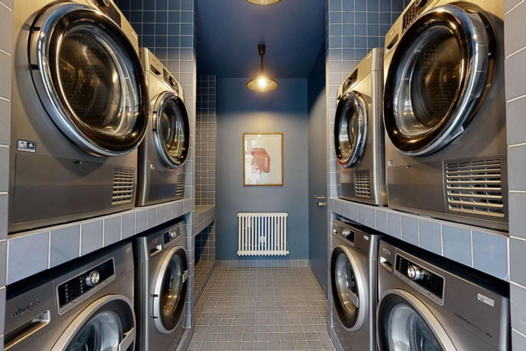 Room 4, Altido Charming 2-bed Flat w Shared Spaces, Paris