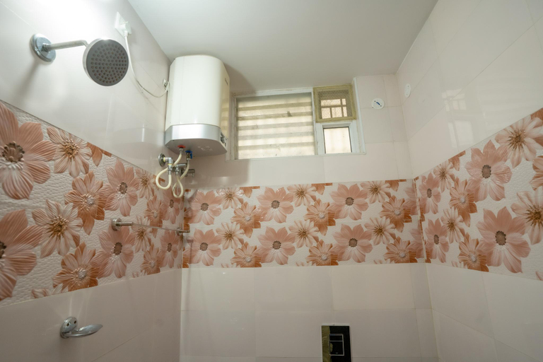 Bathroom 5, Hotel Misty INN, Salem