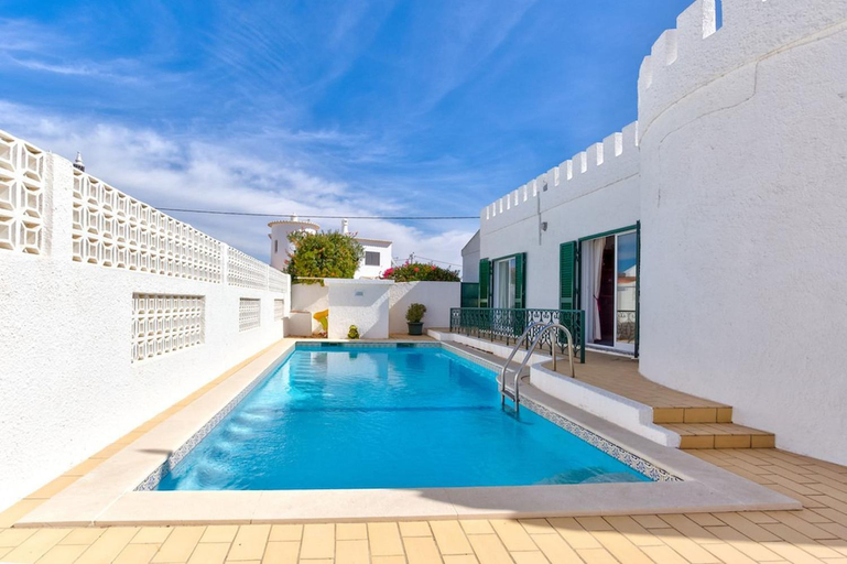 Swimming pool, Casa Castelinho - Luxury villa with private pool, Lagoa
