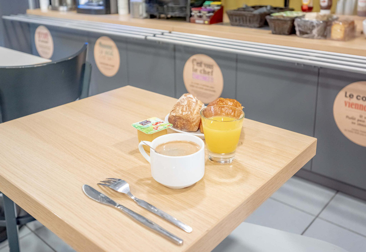 Food & Drinks 4, B&B HOTEL Hyeres, Var