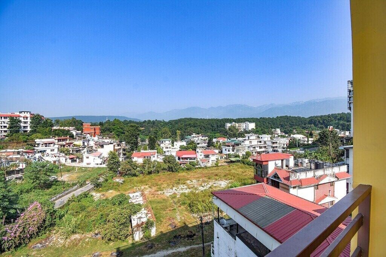 Room 3, Bzoie heritage, Dehradun