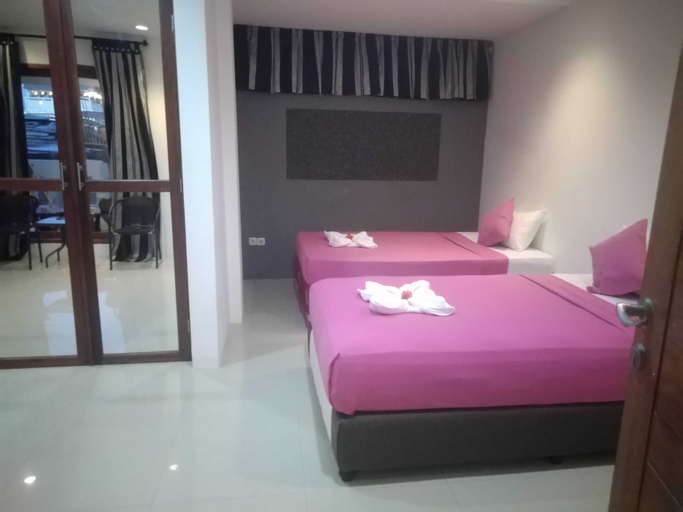 Bedroom 2, EXPRESS O 91581 Starla Spa & Home Stay, Lombok