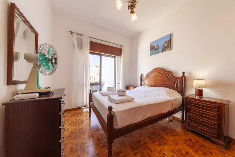 Bedroom 3, B91 - Bairro Apartment in Lagos, Lagos