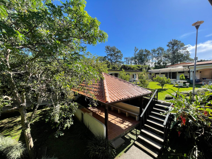 3, La Dehesa B&B San Joaquin, Flores