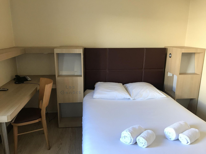 Bedroom 2, Hotel LES GENETS - Restaurant ATEA, Pyrénées-Atlantiques