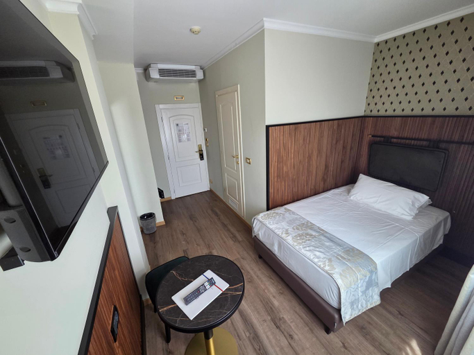 Bedroom 2, Zanhotel Tre Vecchi, Bologna