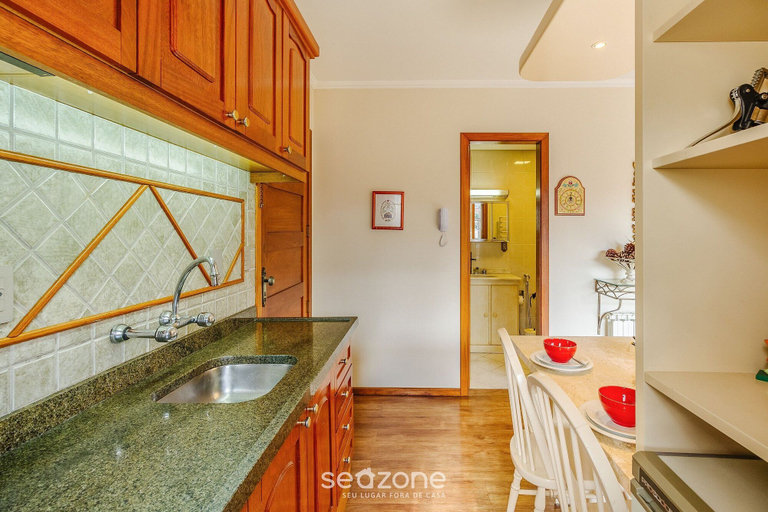 Private kitchen, Units in Building With Swimming Pool in Gramado - MDC, Gramado