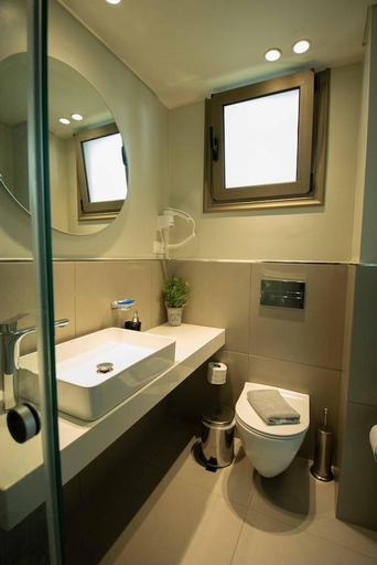 Bathroom 4, Fevro, Crete