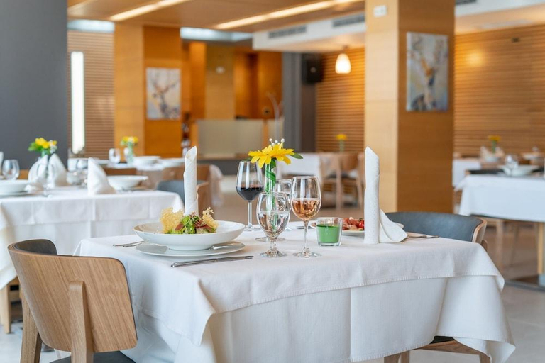 Food & Drinks 5, Silver Hotel, Stolichna