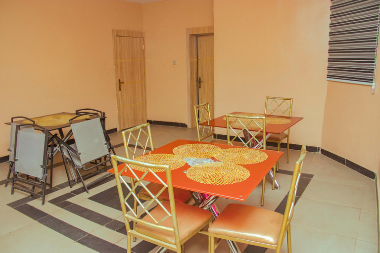 Restaurant 4, Glossy Luxury Hotel, Akure North