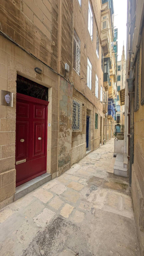 Entrance, Apartment in Valletta by Ruwts