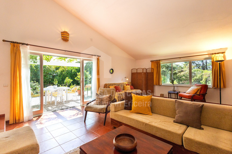 Room 5, Casa Lantana by Acasadascasas, Mafra