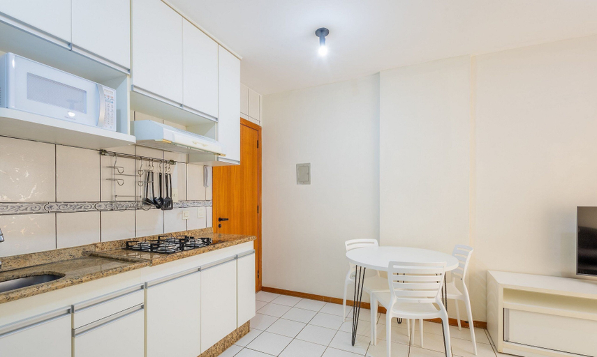 Private kitchen, Beautiful Apartment in Asa Norte Brasilia Hin0117, Brasília